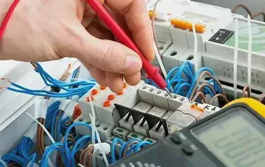 Professional electrician in Worcester Park